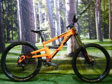 2019 Orange 324 Downhill Full Suspension Mountain Bike 16″ Medium Frame 27.5 Wheel